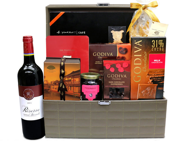 Wine n Food Hamper - Premium Deluxe Wine And Pastry Gift Hamper FH55 - L36670194 Photo